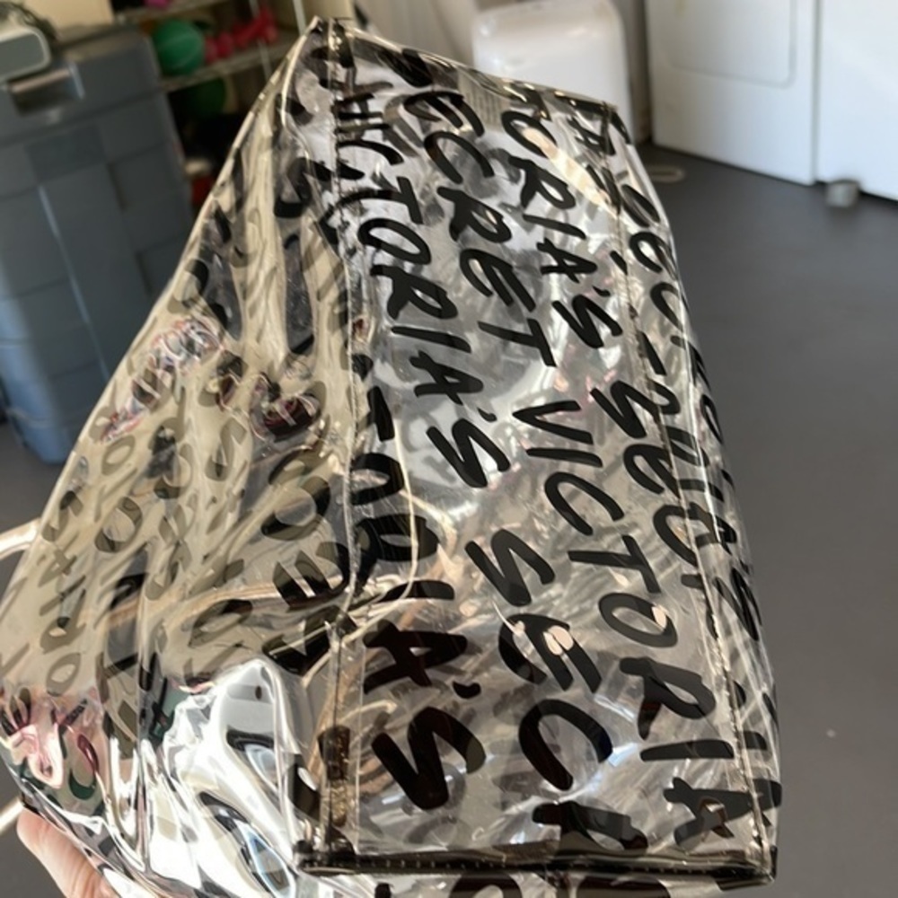 Victorias Secret graffiti clear tote - Picture 4 of 4